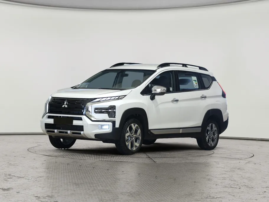 ميتسوبيشي إكسباندر كروس  2025 