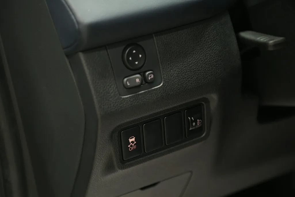 2025 Mitsubishi Xpander Cross  