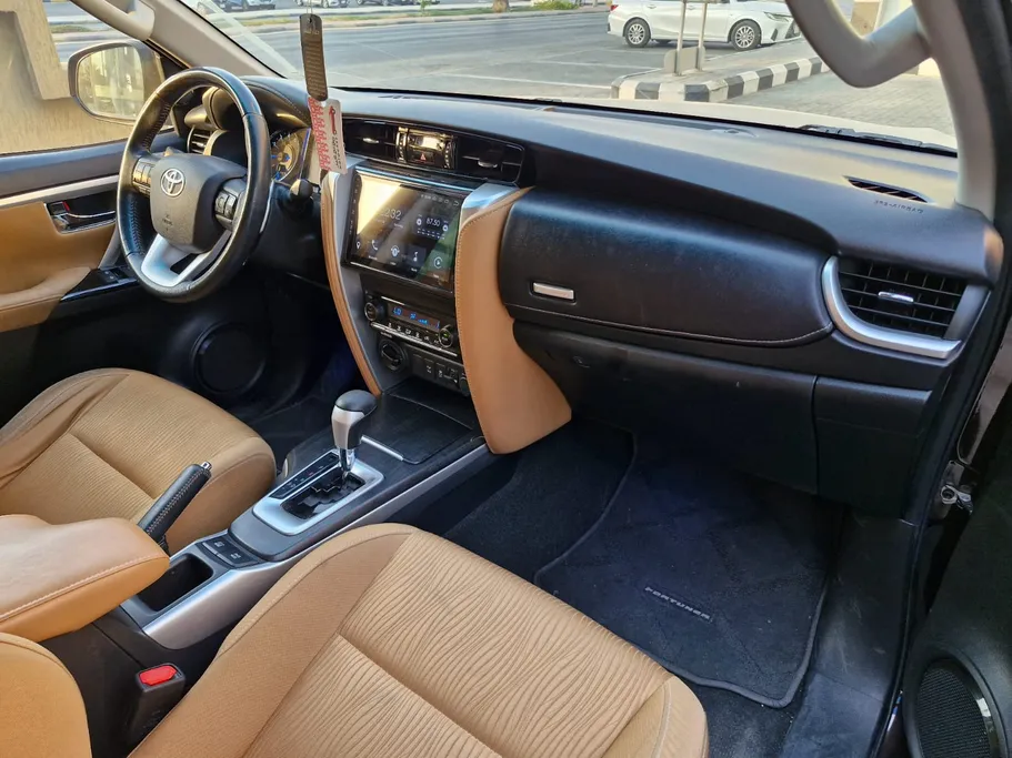 2017 Toyota Fortuner SR5 