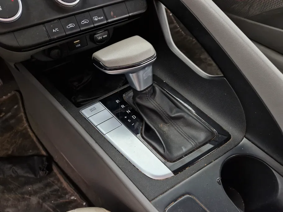 2021 Hyundai Elantra Fleet 