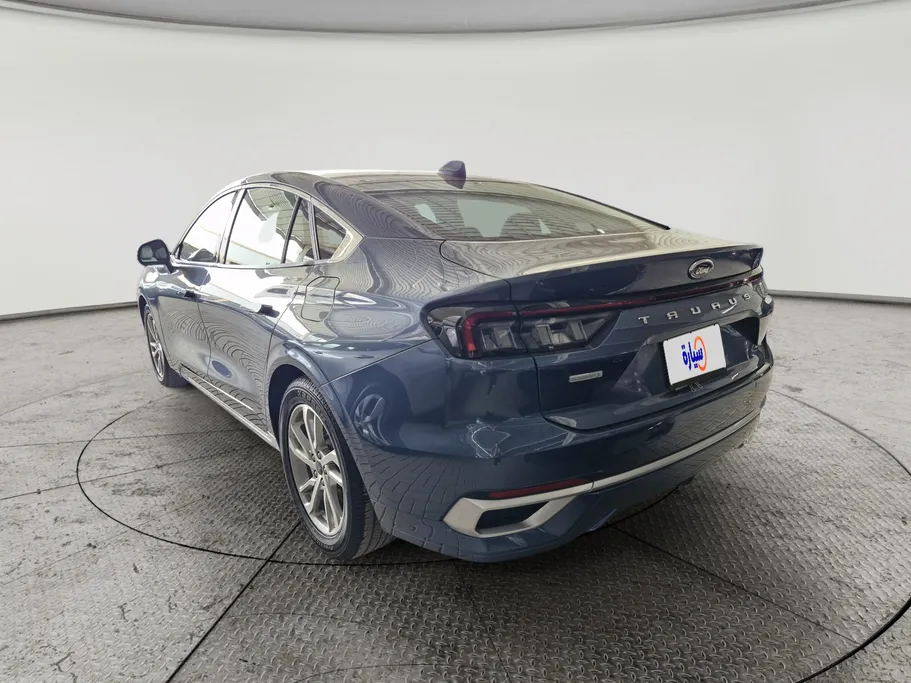 2023 Ford Taurus Trend 