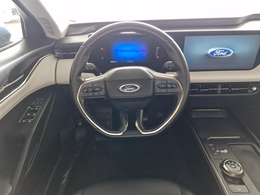 2023 Ford Taurus Trend 