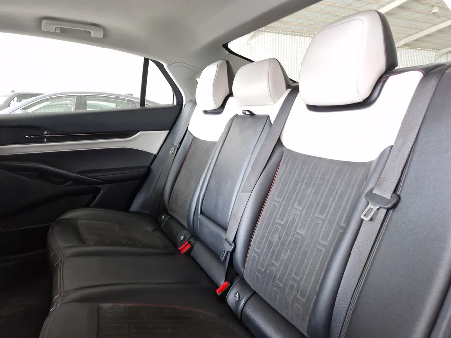 2023 Ford Taurus Trend 