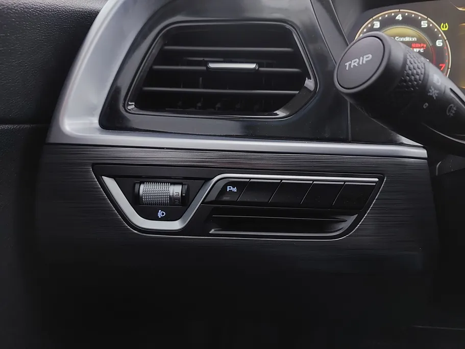 2022 Geely TUGELLA Luxury GL 