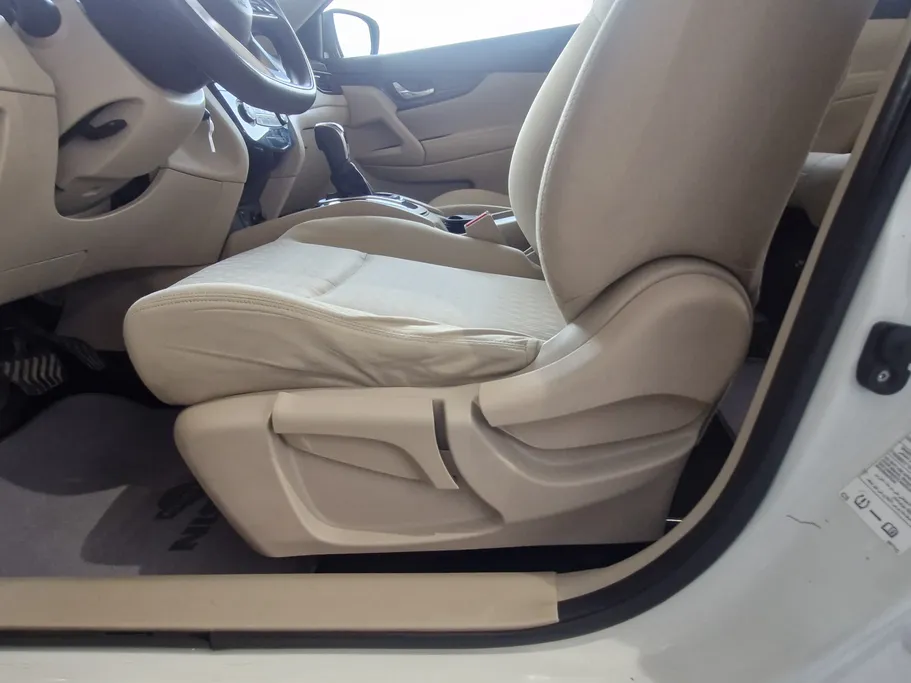 نيسان أكس تريل S 7 Seats 2018 