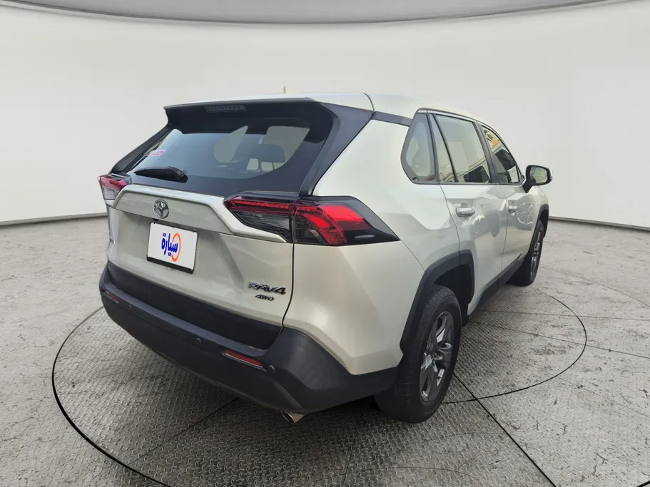 تويوتا راف فور STD 2022 