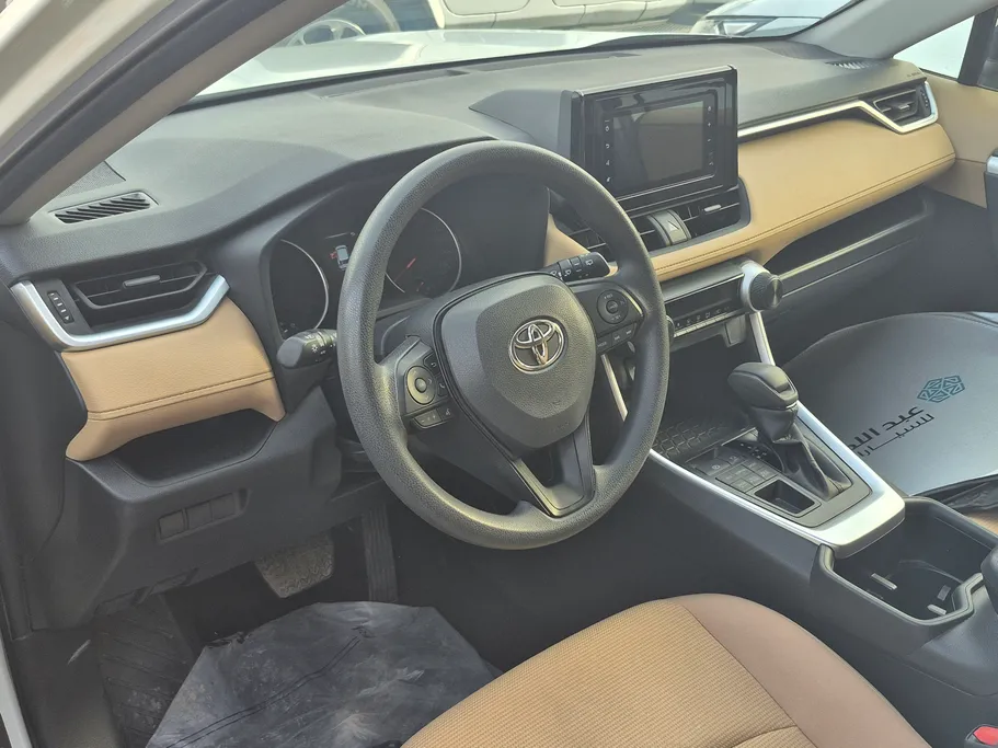 تويوتا راف فور STD 2022 