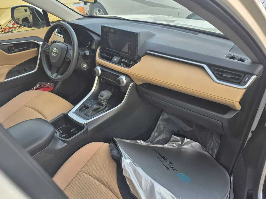 تويوتا راف فور STD 2022 