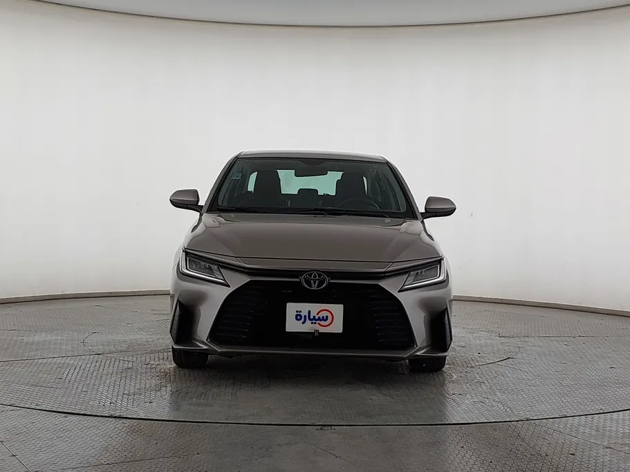 2023 Toyota Yaris  Y 