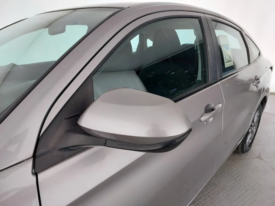 2023 Toyota Yaris  Y 