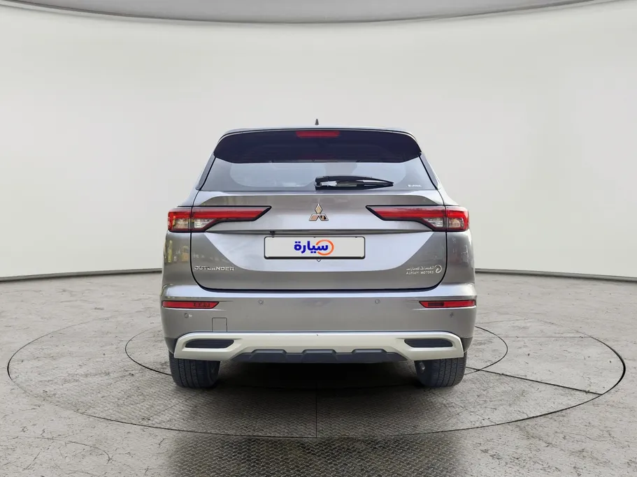 2023 Mitsubishi Outlander GLX 