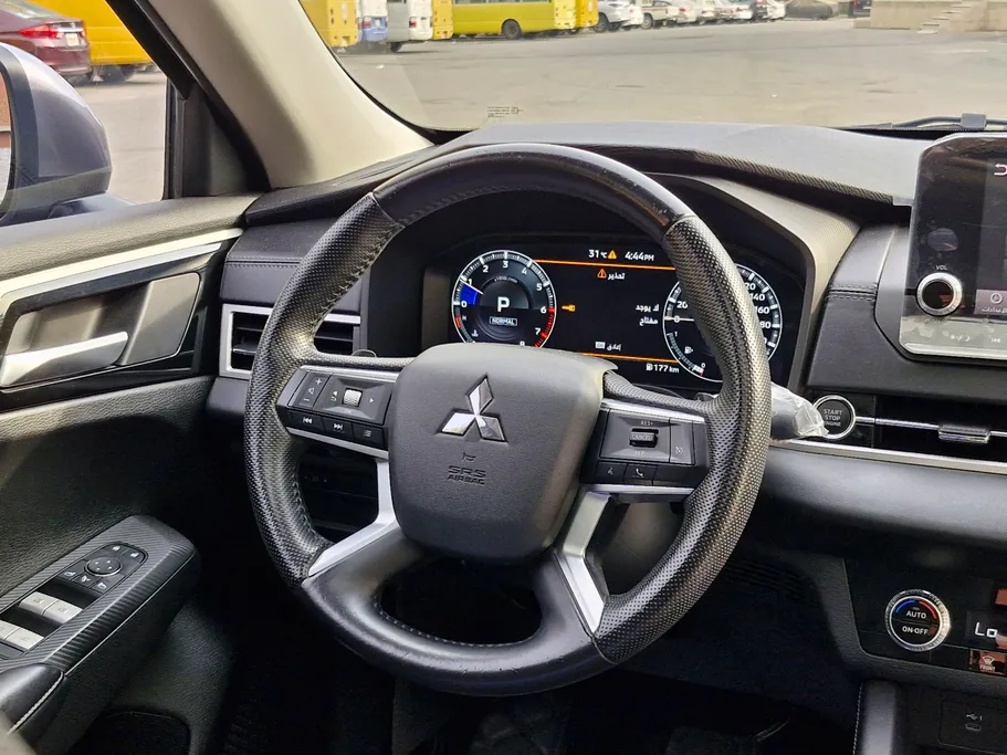 2023 Mitsubishi Outlander GLX 