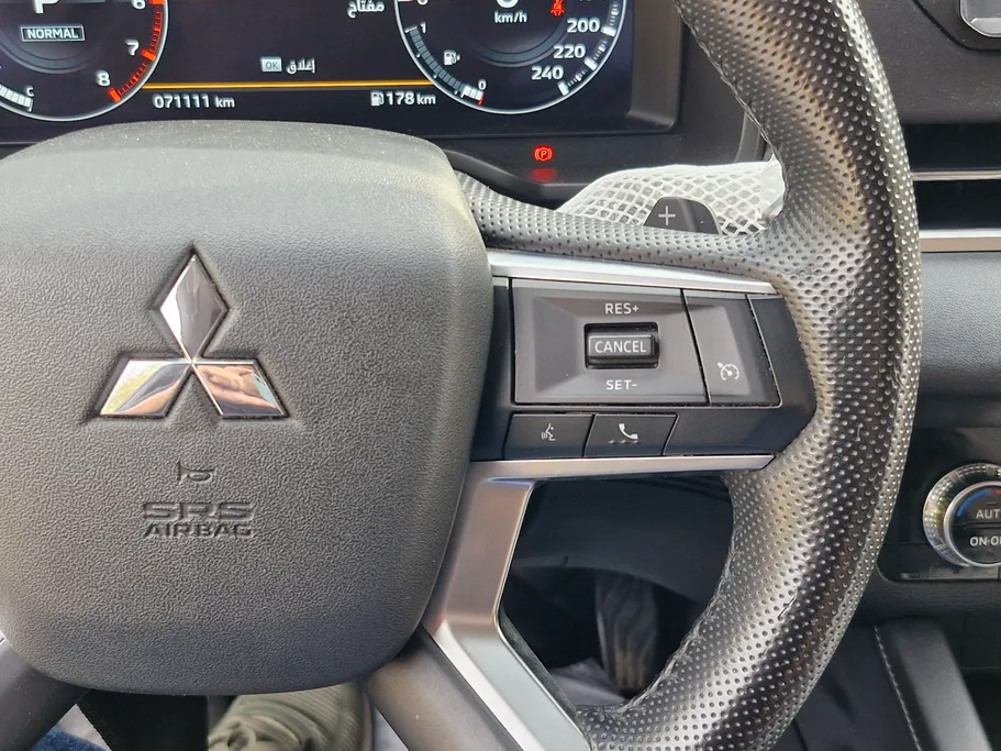 2023 Mitsubishi Outlander GLX 