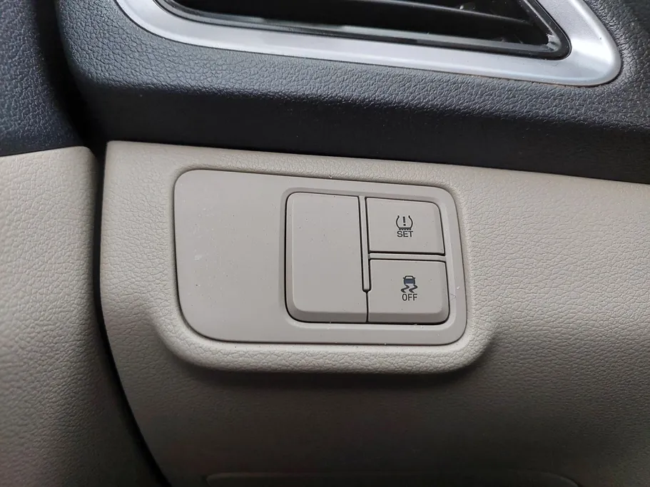 2023 Hyundai Accent Smart 