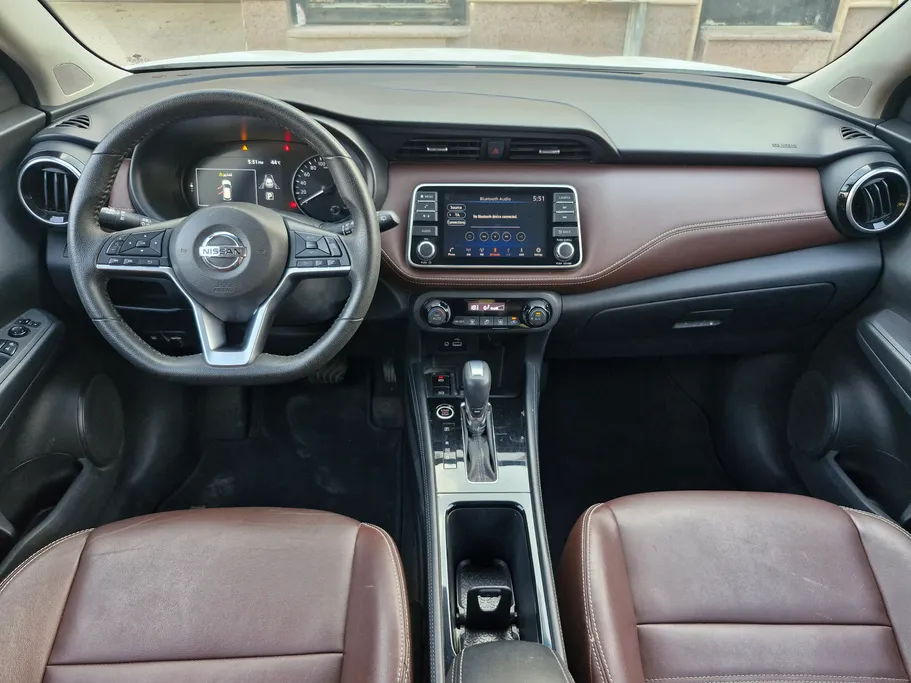 2022 Nissan Kicks SV 