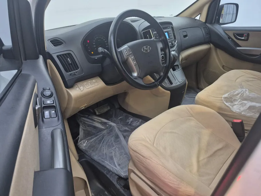 2019 Hyundai H1 passenger 