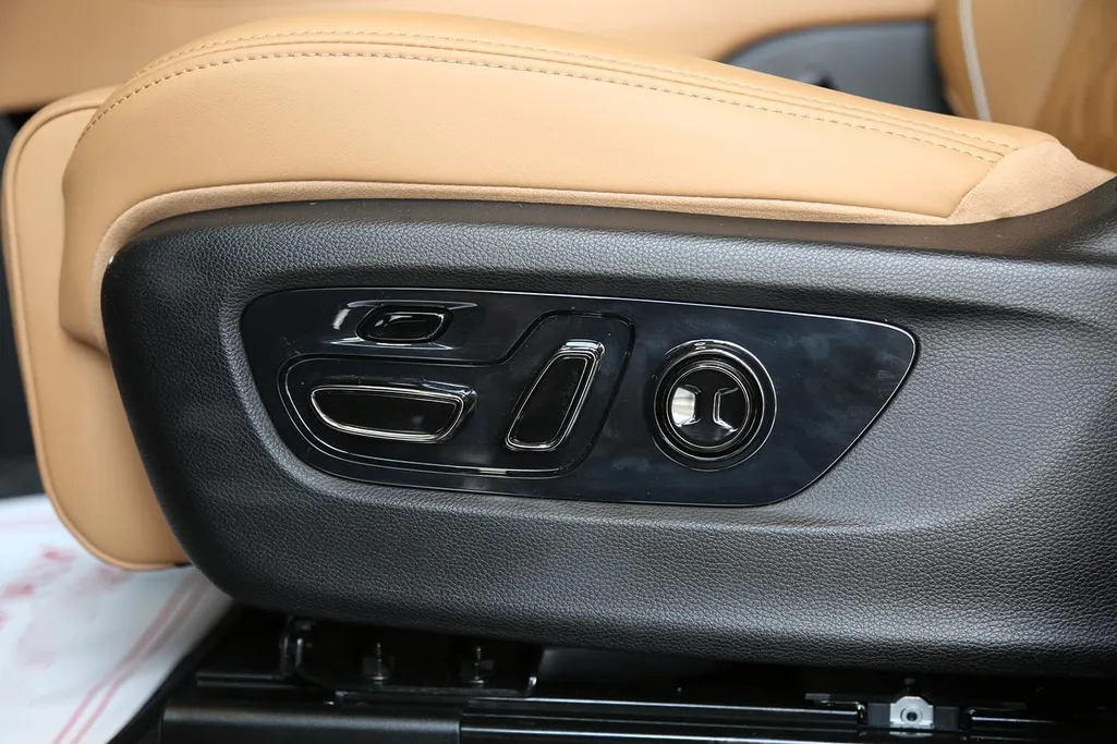 2026 GAC GS8 GX 
