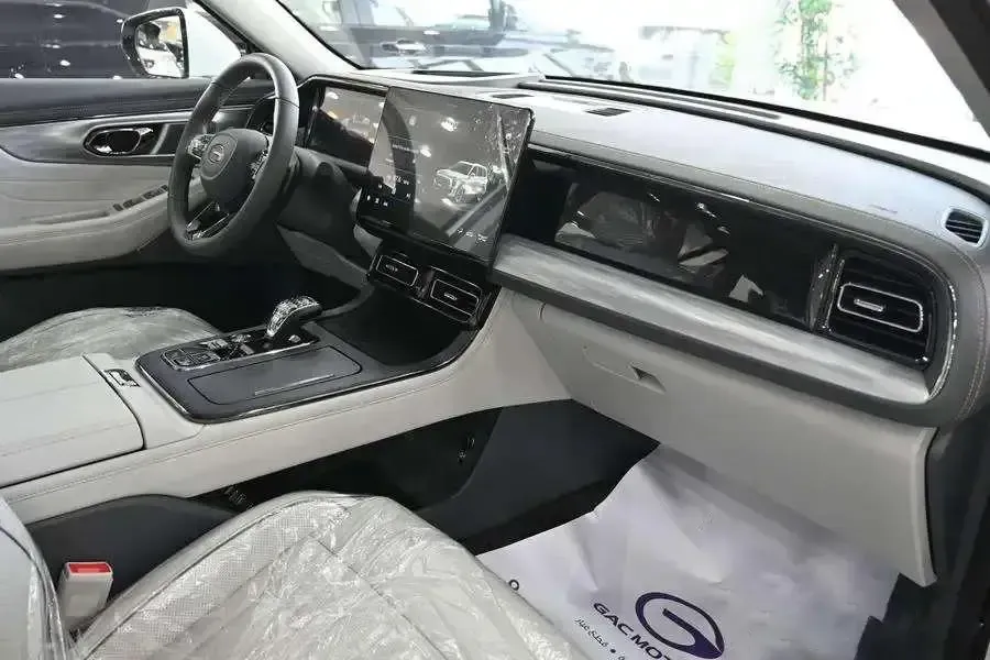 2026 GAC GS8 GX 