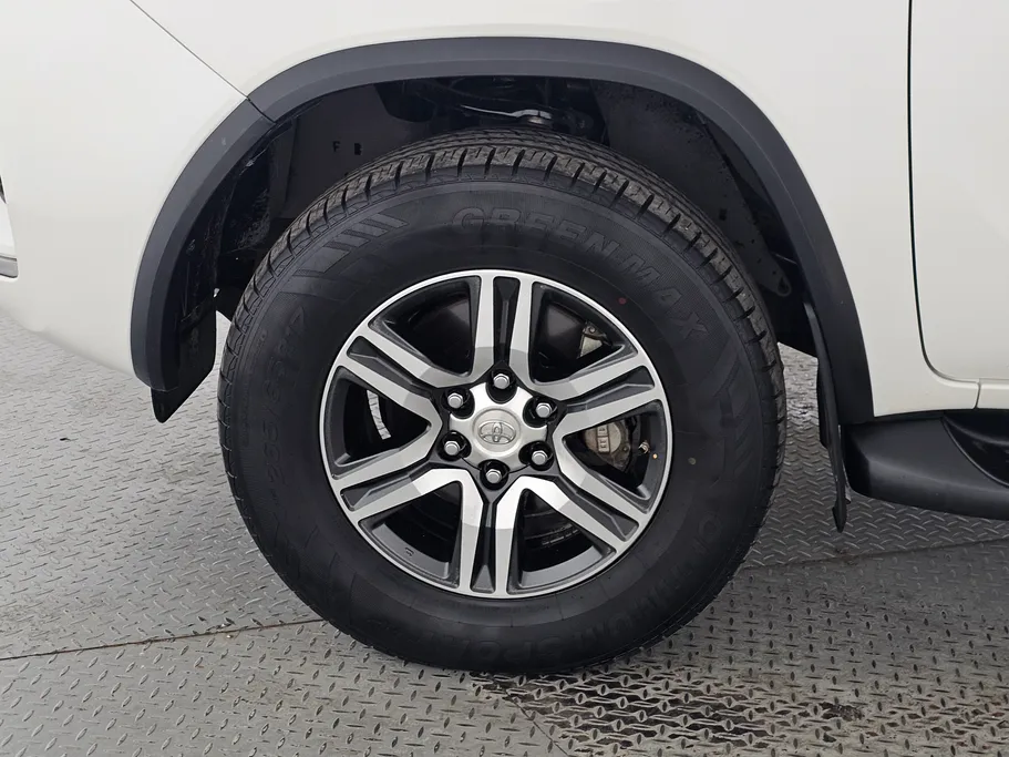 2021 Toyota Fortuner GX2 4x4 
