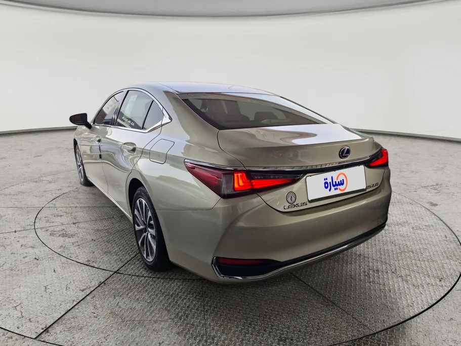 لكزس ES 250 AA Elegant 2023 