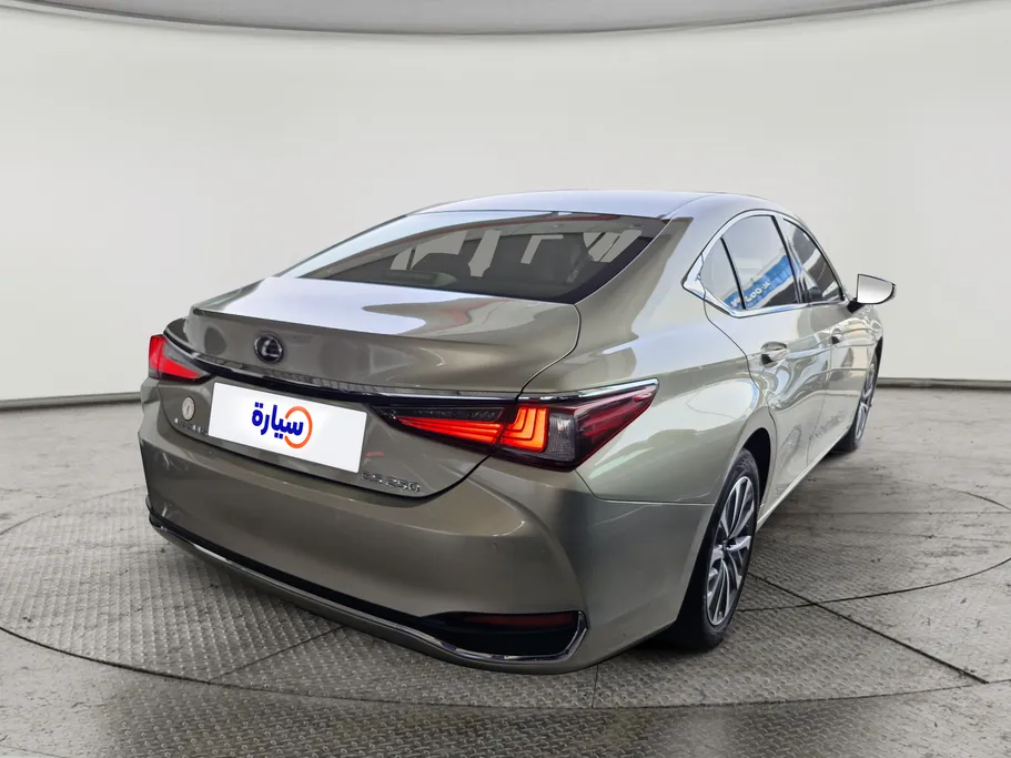 لكزس ES 250 AA Elegant 2023 