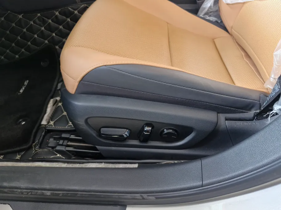 لكزس ES 250 AA Elegant 2023 