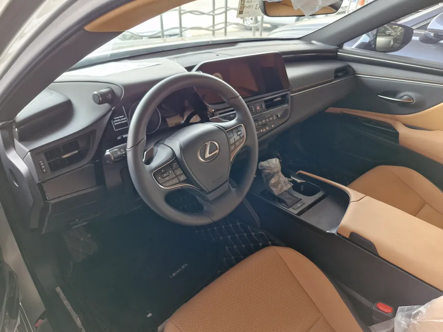 لكزس ES 250 AA Elegant 2023 