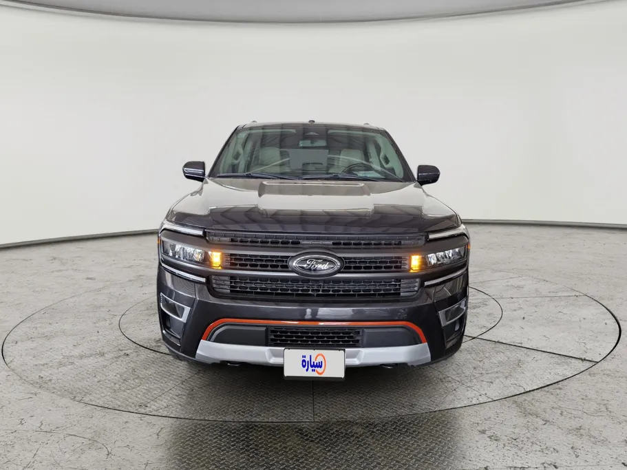 2022 Ford Expedition XLT 