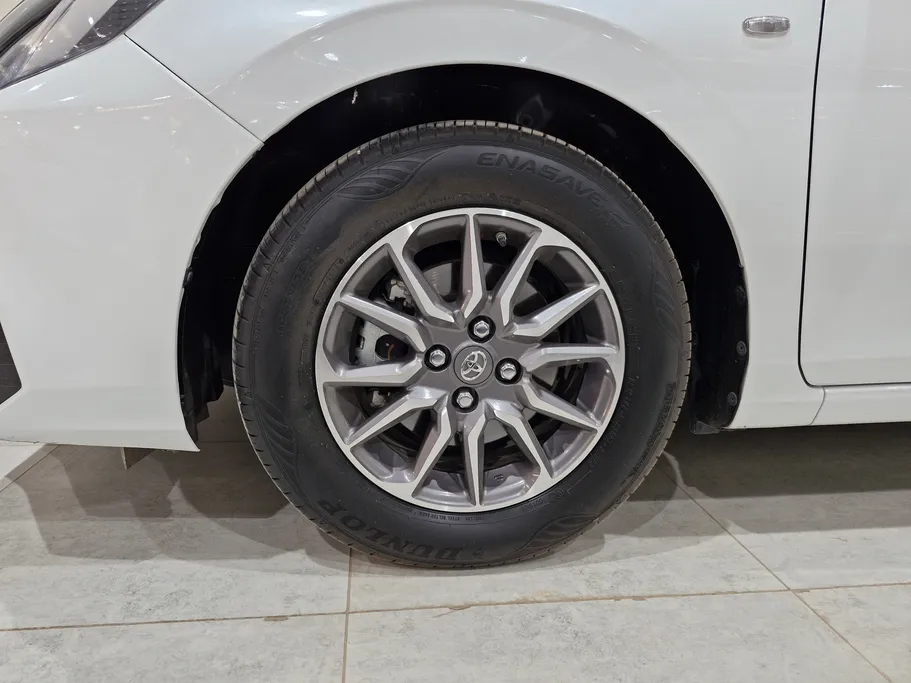 2023 Toyota Yaris  Y 