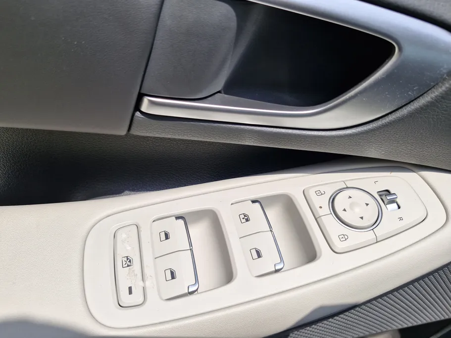 2025 Hyundai Sonata Fleet 