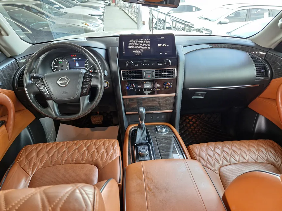 2023 Nissan Patrol Platinum 