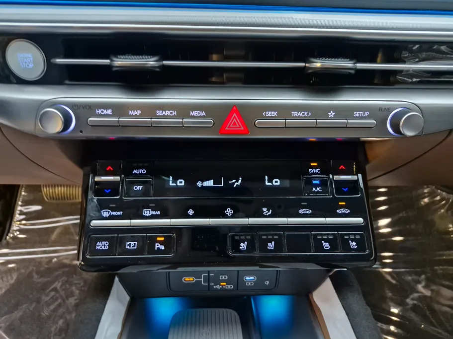 2025 Hyundai Azera PREMIUM 
