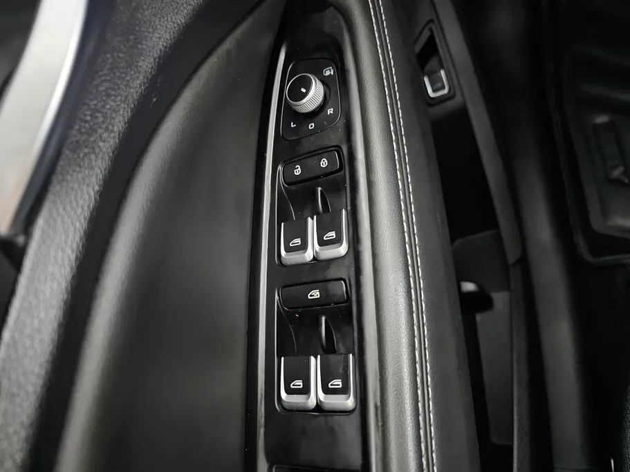 2022 Geely TUGELLA Luxury GL 