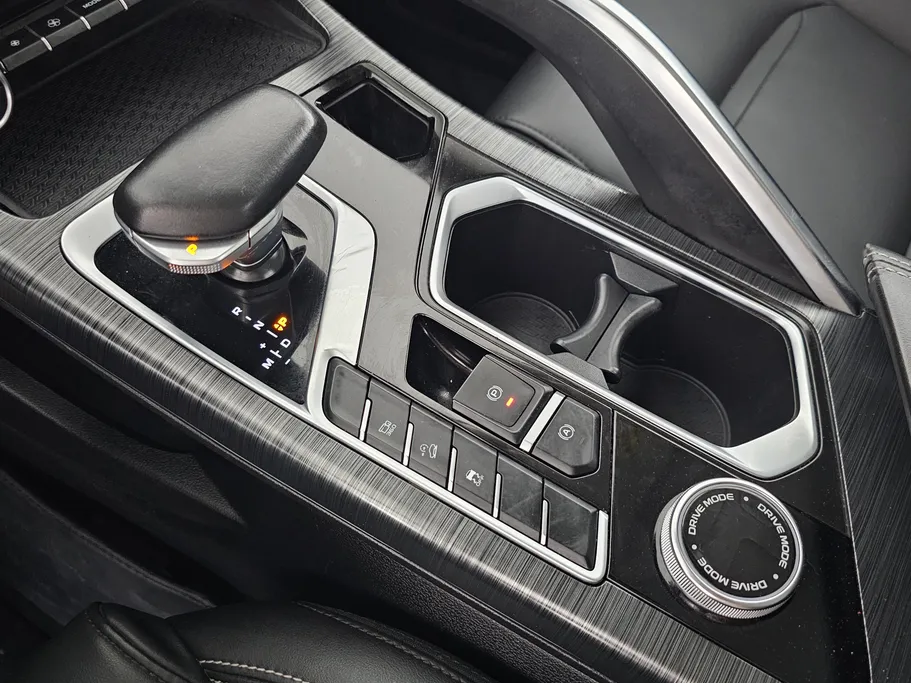 2022 Geely TUGELLA Luxury GL 