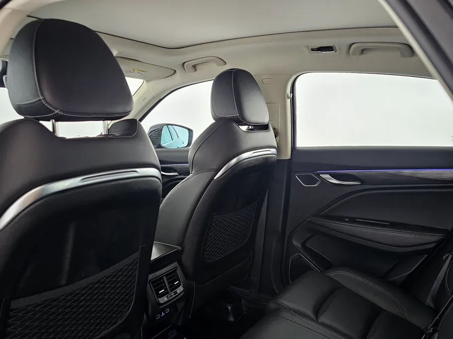 2022 Geely TUGELLA Luxury GL 
