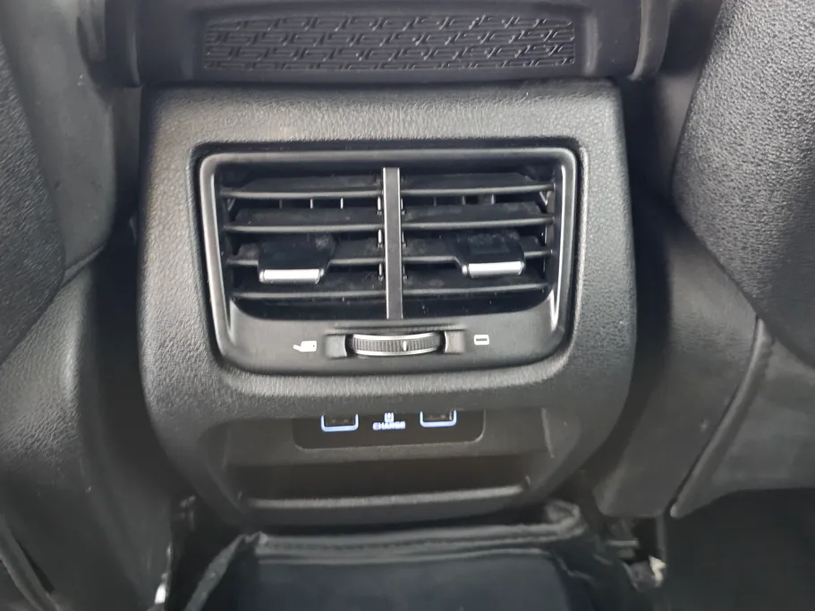 2022 Geely TUGELLA Luxury GL 