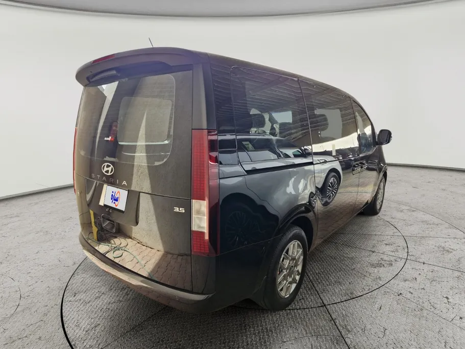 2026 Hyundai Staria Smart 9 ST 