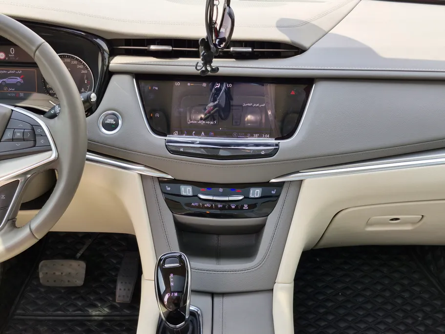 كاديلاك اكس تي 5 Luxury 2023 