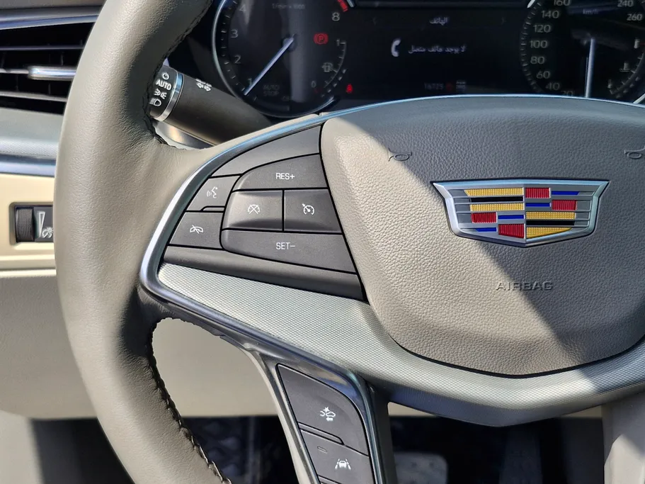 كاديلاك اكس تي 5 Luxury 2023 