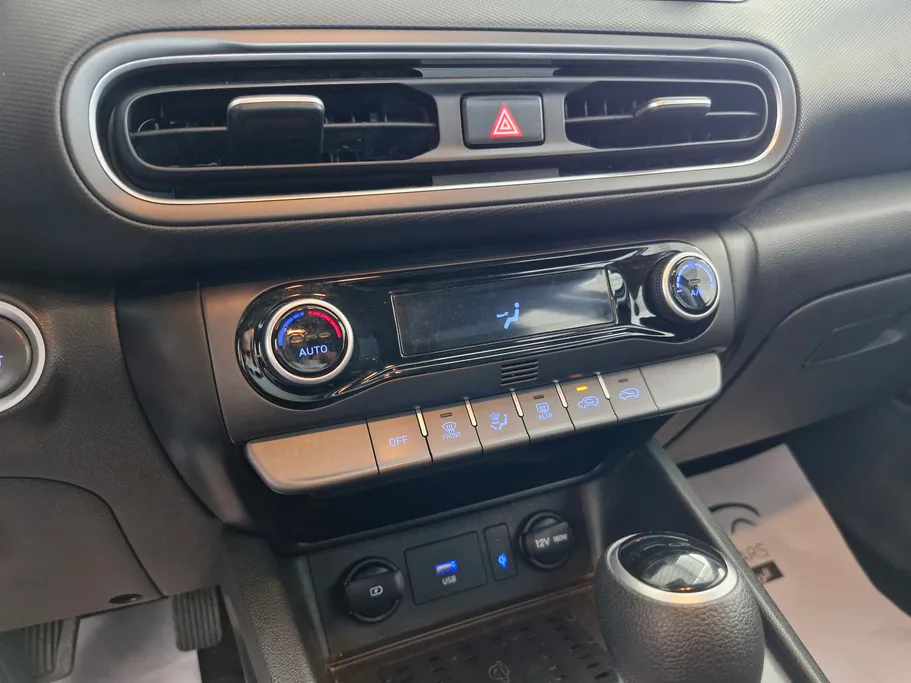 2022 Hyundai Kona SMART 