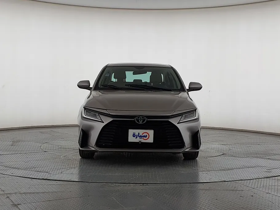2023 Toyota Yaris  Y 