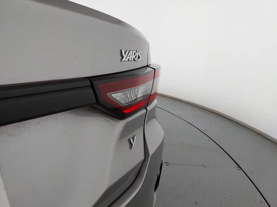 2023 Toyota Yaris  Y 