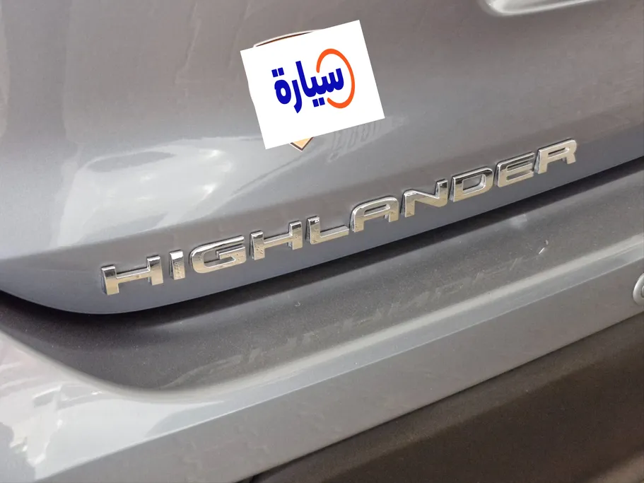 تويوتا هايلاندر LE 2022 