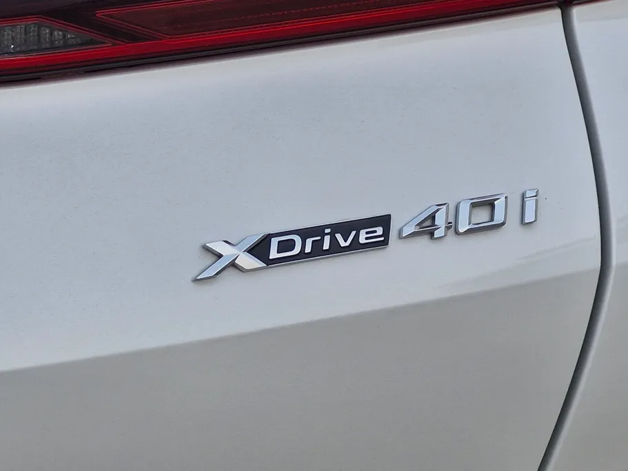 2020 BMW X Series 6 xDrive 40i 