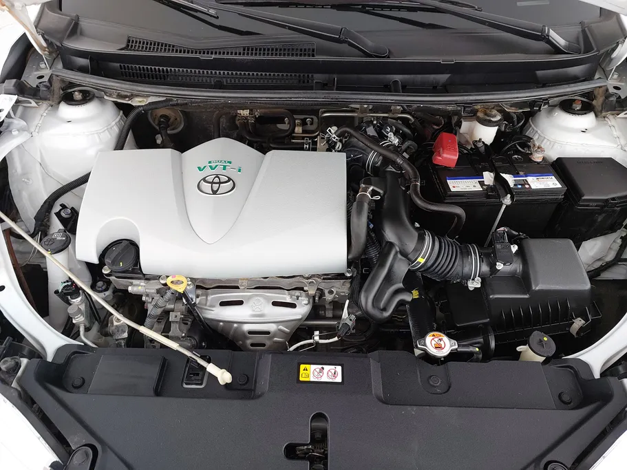 2022 Toyota Yaris  Y 