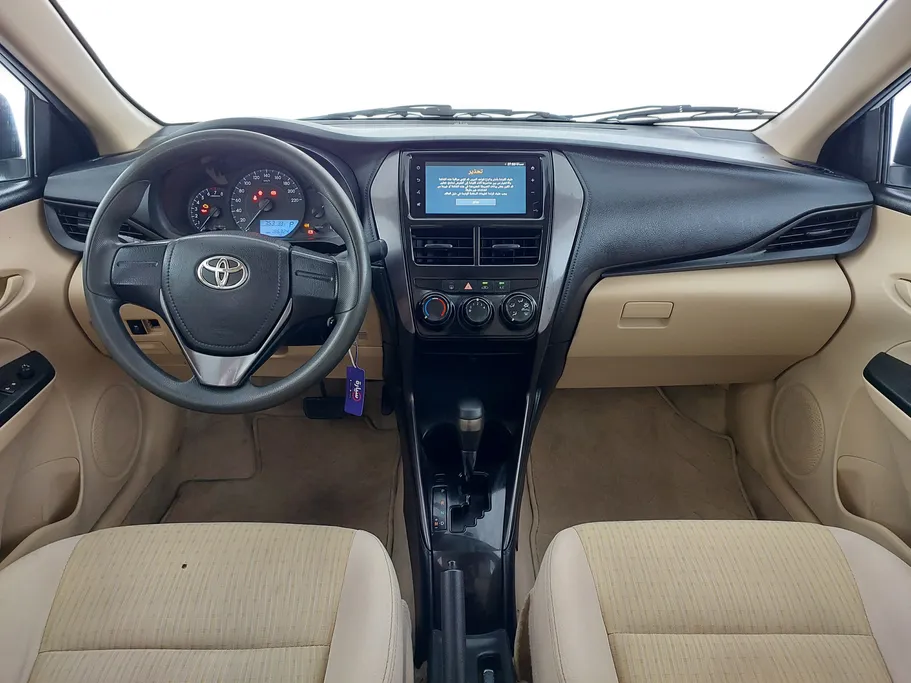 2022 Toyota Yaris  Y 