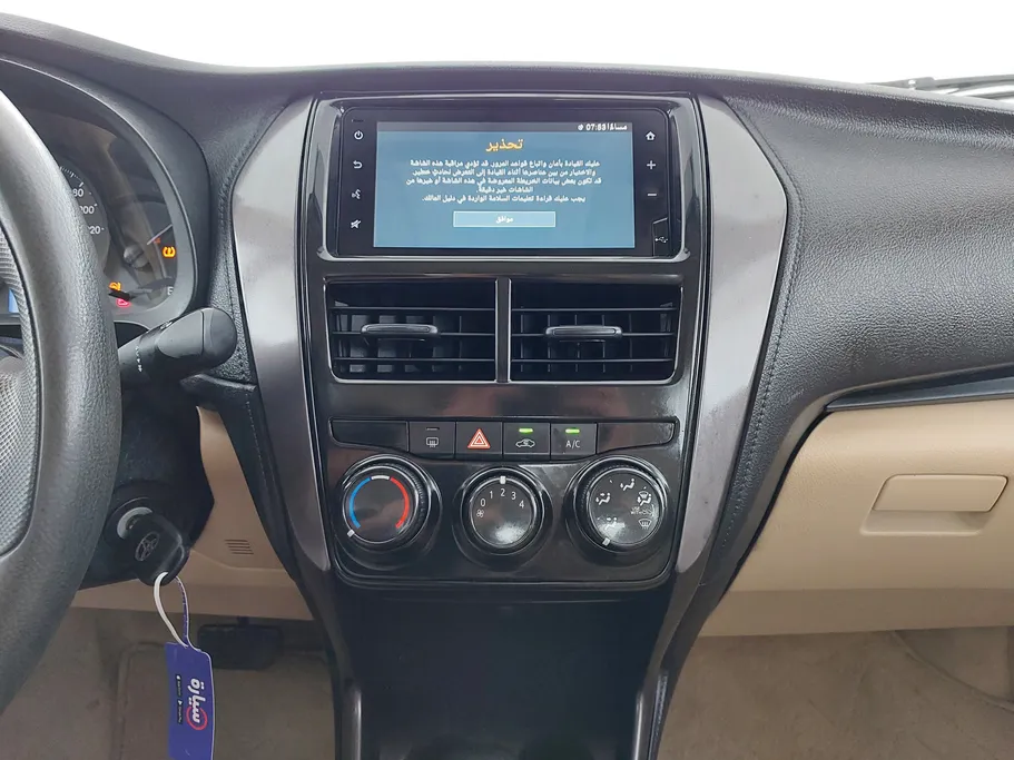 2022 Toyota Yaris  Y 