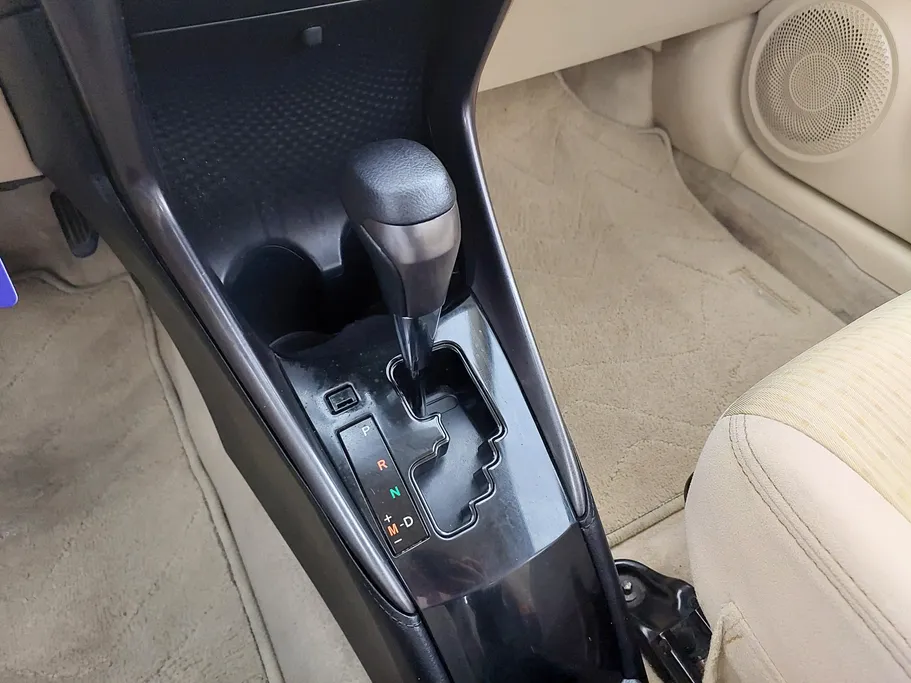 2022 Toyota Yaris  Y 
