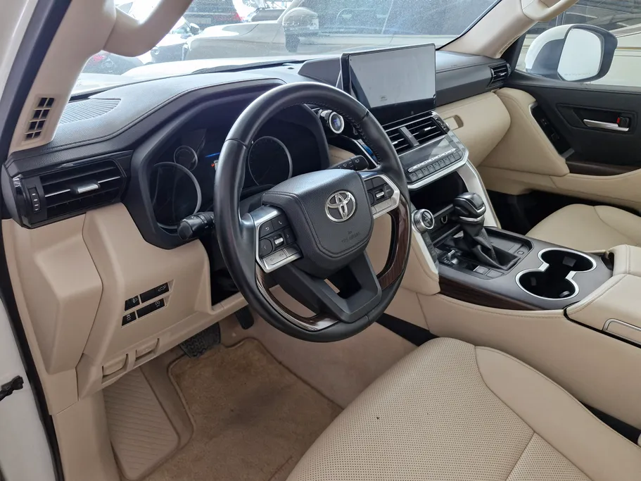 تويوتا لاندكروزر GXR4 2022 