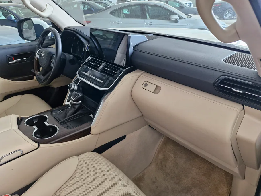 تويوتا لاندكروزر GXR4 2022 